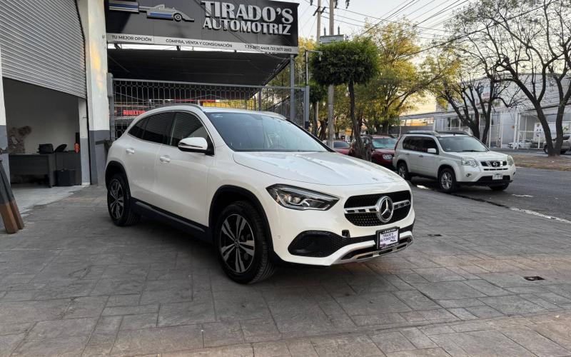 Mercedes Benz