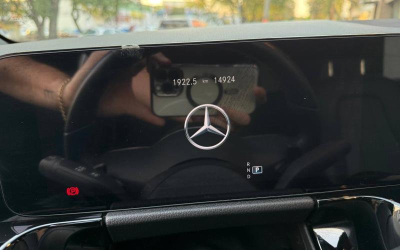 Mercedes Benz