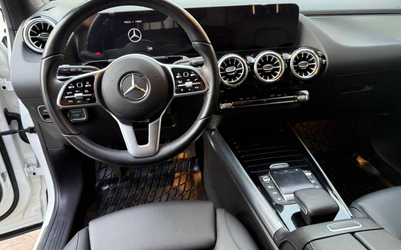 Mercedes Benz