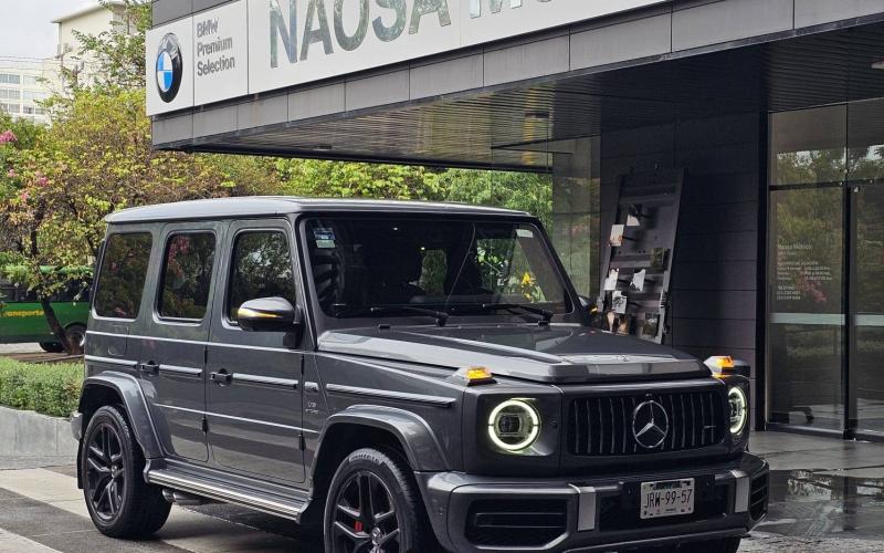Mercedes Benz