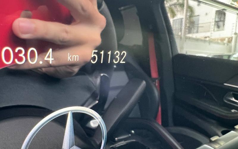 Mercedes Benz