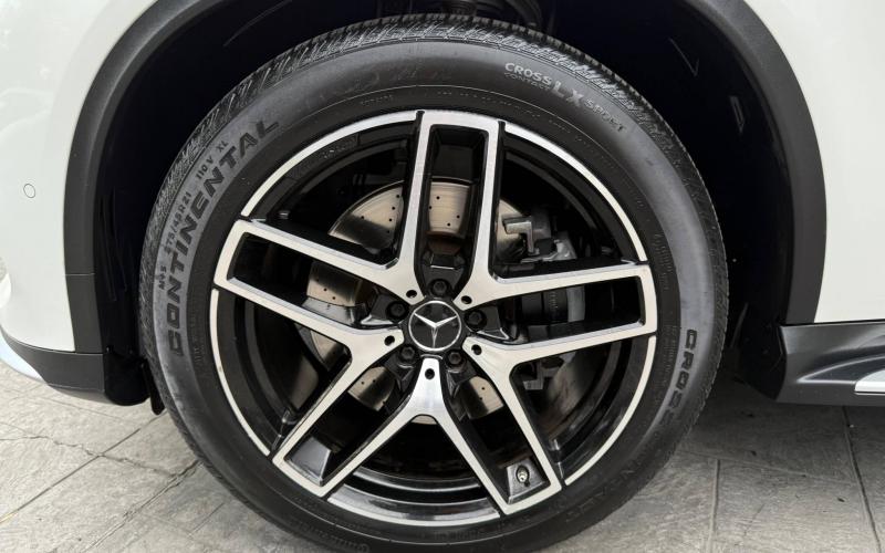 Mercedes Benz