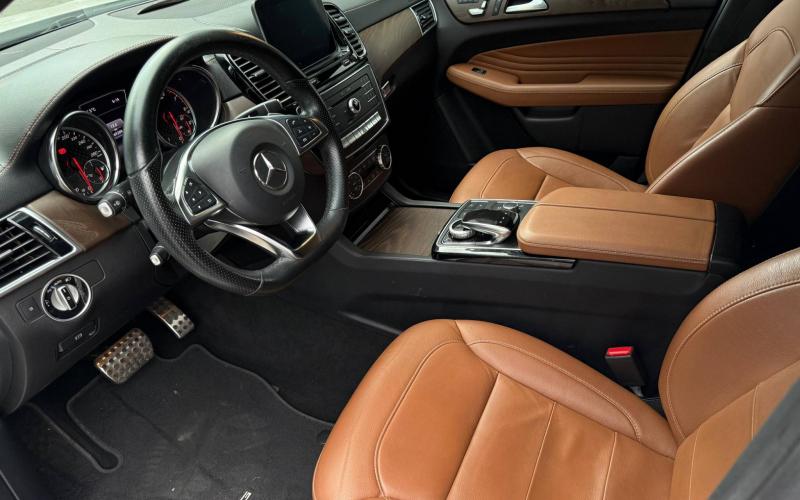 Mercedes Benz