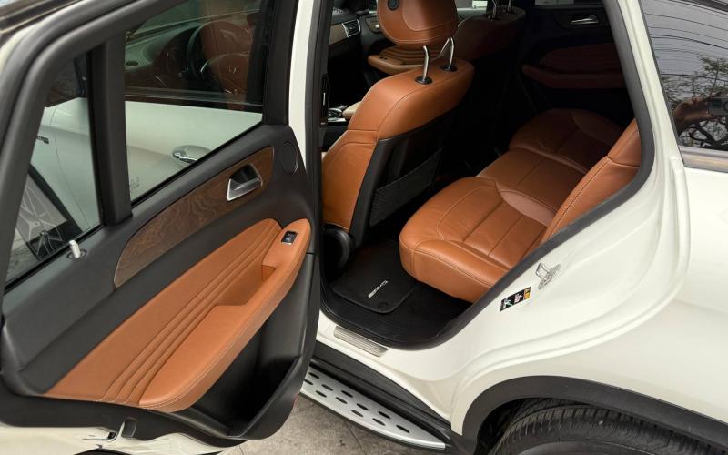 Mercedes Benz