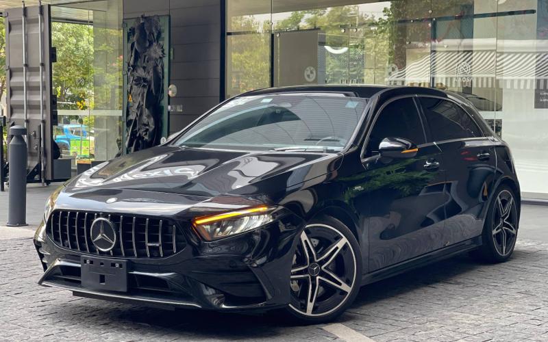Mercedes Benz