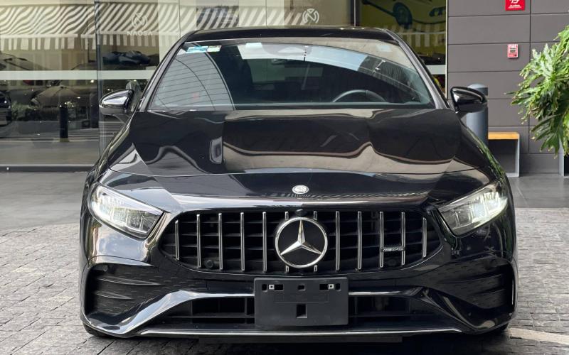 Mercedes Benz