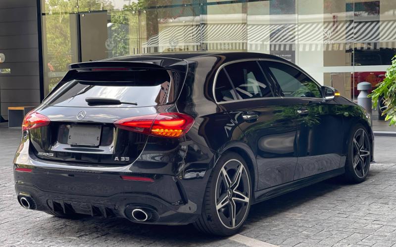 Mercedes Benz