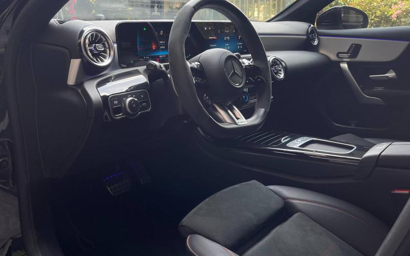 Mercedes Benz
