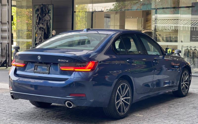 BMW