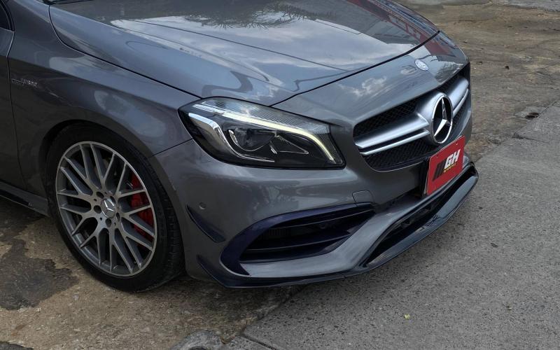 Mercedes Benz