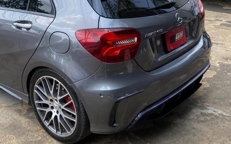 Mercedes Benz