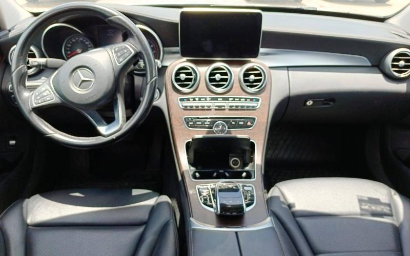 Mercedes Benz