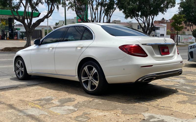 Mercedes Benz