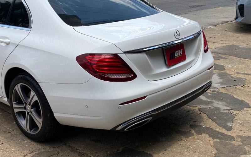 Mercedes Benz