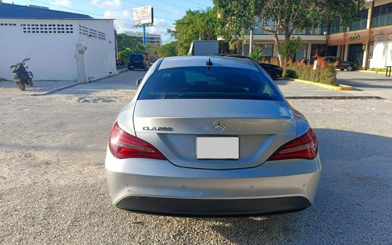 Mercedes Benz