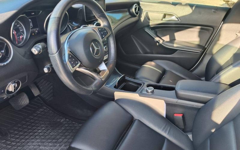 Mercedes Benz
