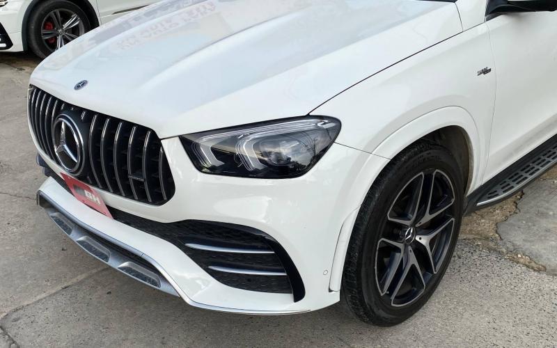 Mercedes Benz