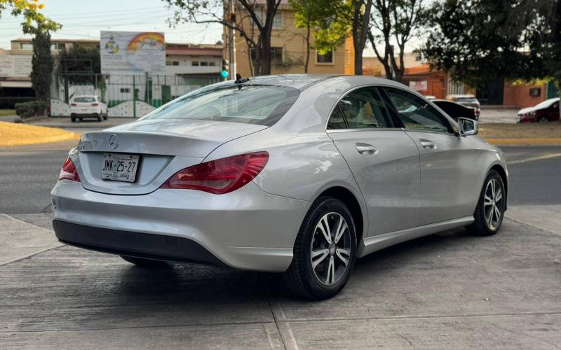 Mercedes Benz
