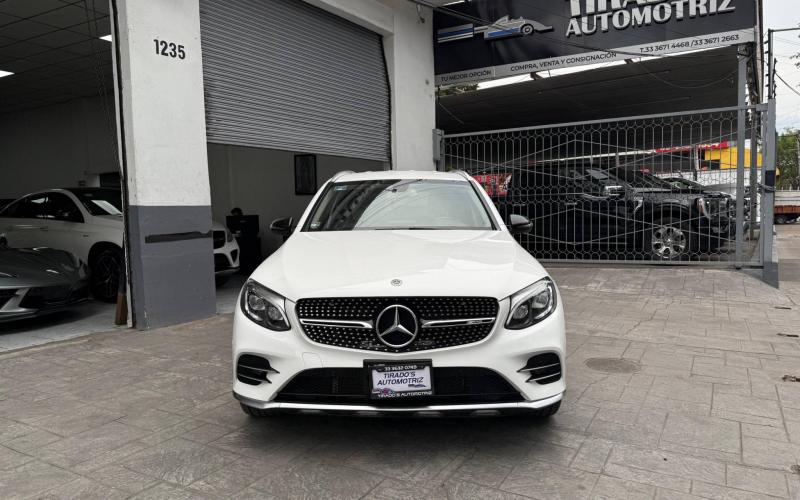 Mercedes Benz