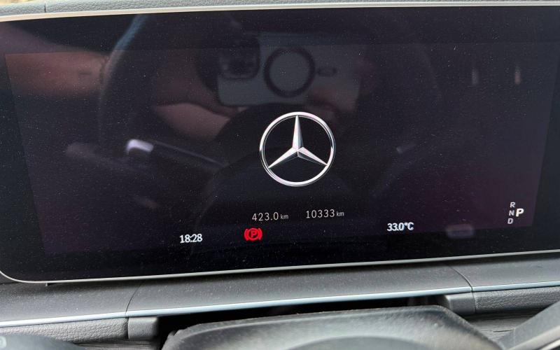 Mercedes Benz