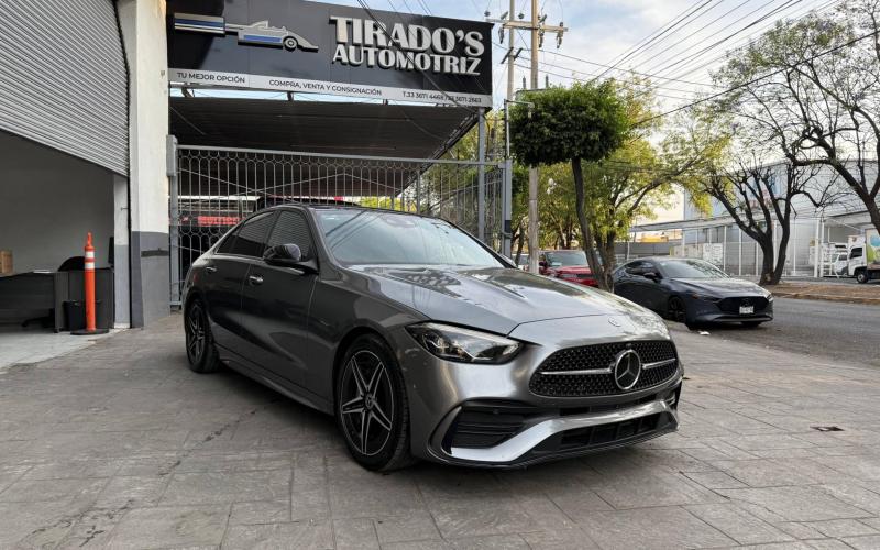 Mercedes Benz