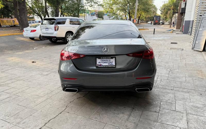 Mercedes Benz