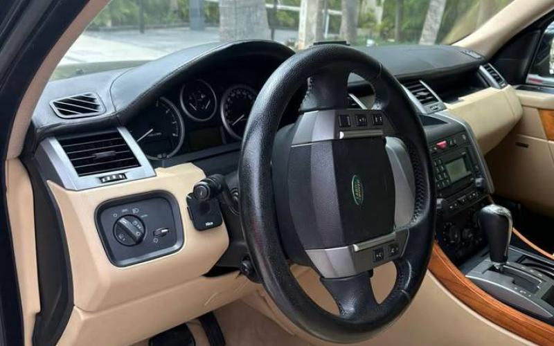 Land Rover