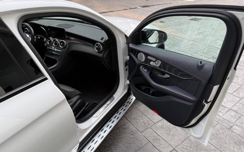 Mercedes Benz