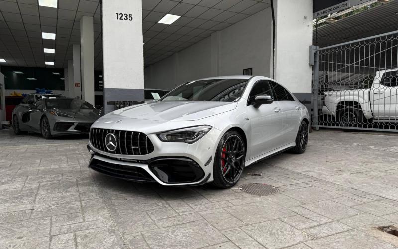 Mercedes Benz