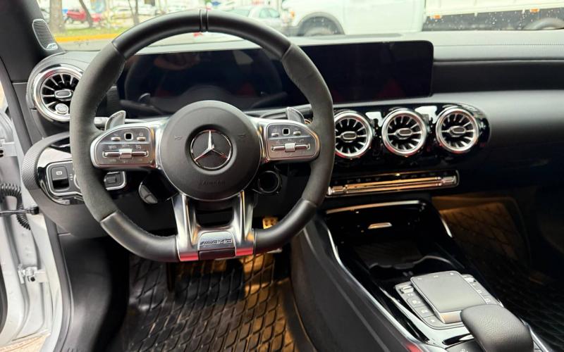 Mercedes Benz