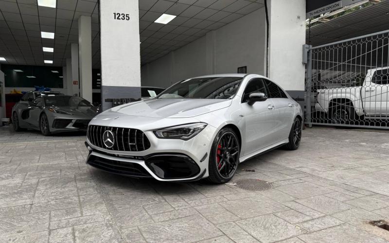 Mercedes Benz