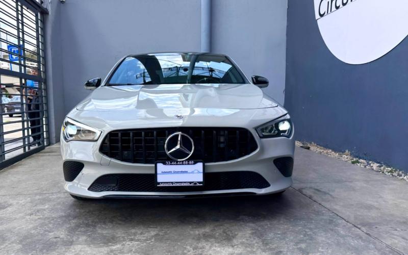 Mercedes Benz
