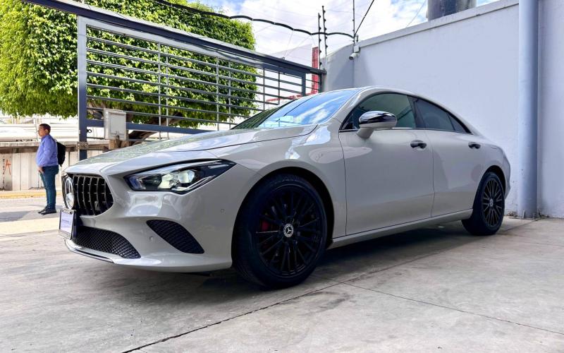 Mercedes Benz