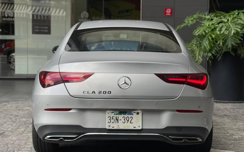 Mercedes Benz