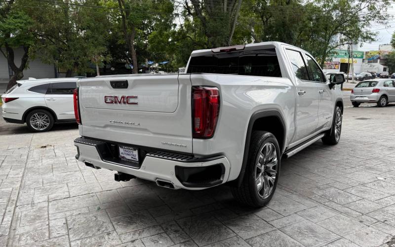 GMC