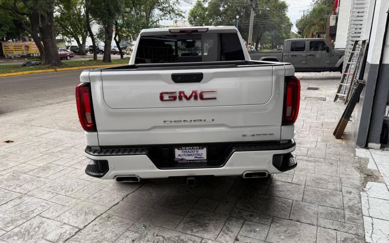 GMC