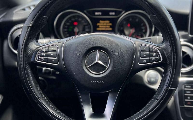 Mercedes Benz