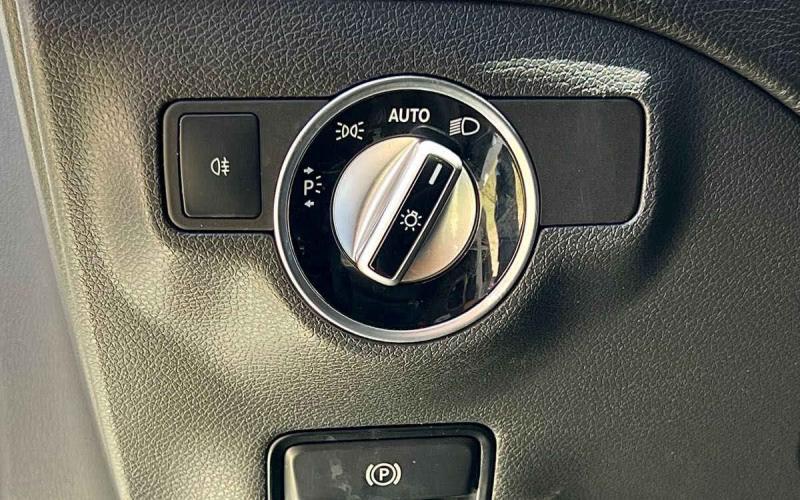 Mercedes Benz