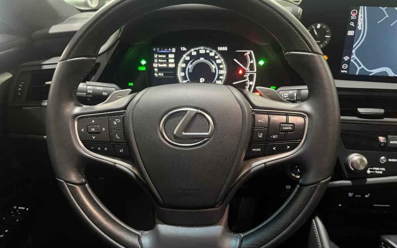 Lexus
