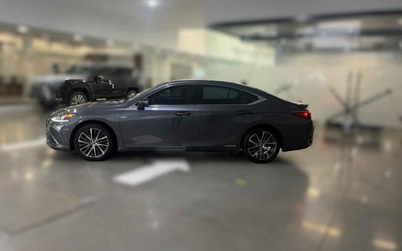 Lexus