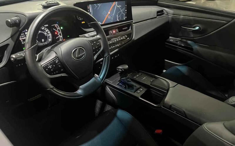 Lexus