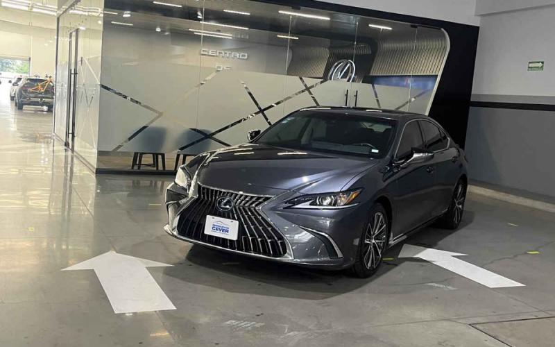 Lexus