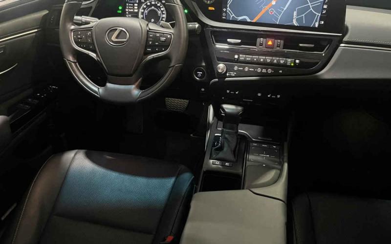 Lexus