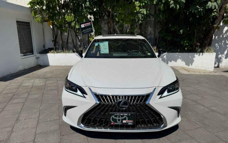 Lexus