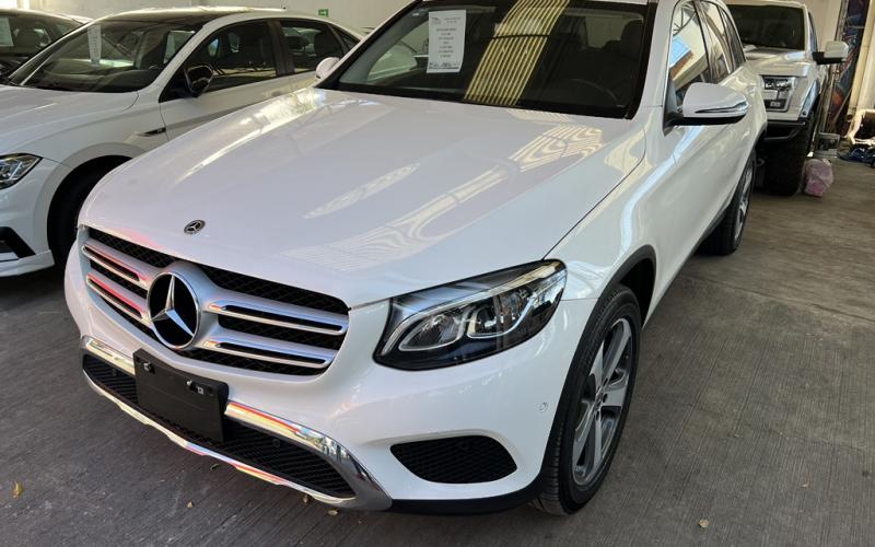 Mercedes Benz