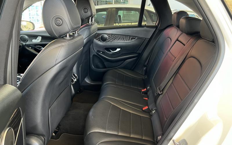 Mercedes Benz