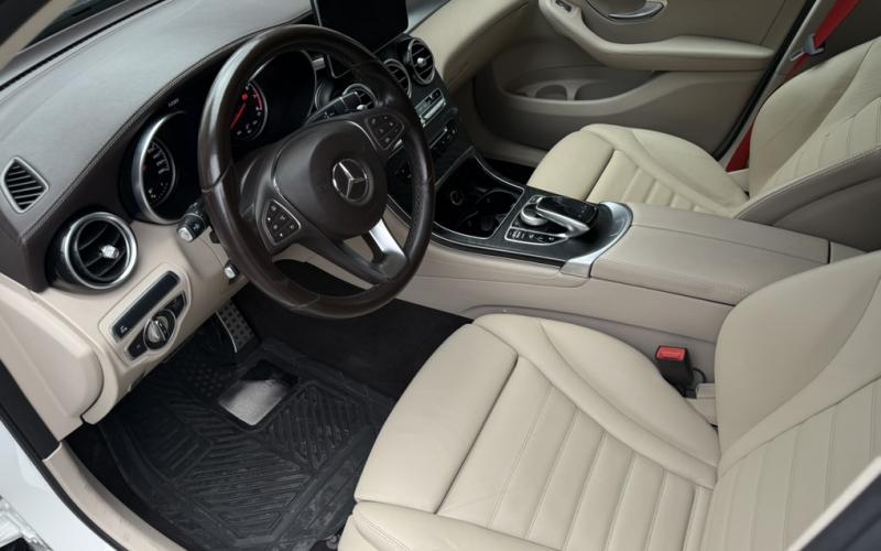 Mercedes Benz