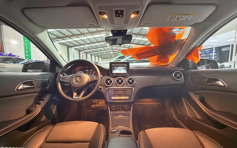 Mercedes Benz