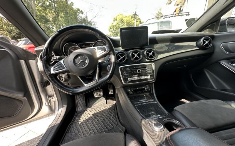 Mercedes Benz