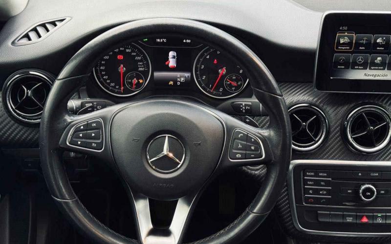 Mercedes Benz
